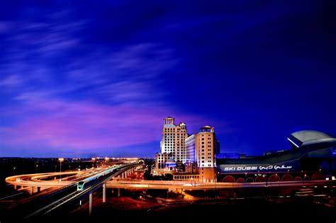 The iconic Kempinski Mall of the Emirates Hotel in Dubai - ISG