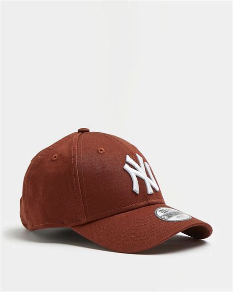 Red New Era NY cap | Ny cap, New era, Cap