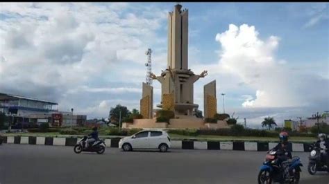 Kalselpedia Tugu Di Kota Banjarbaru Banjarmasinpost Co Id