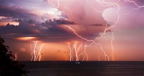 Florida The Lightning Capital Of The United States