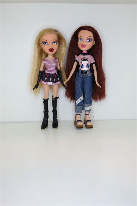 Bratz Dolls Authentic Mga Bratz Pick Your Fashion Doll Cloe Ooh La La