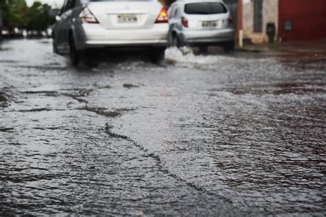 Terça Feira De Carnaval Em Teresina Será De Pancadas De Chuva Alerta