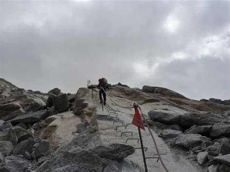 El Nuevo Refugio De Monte Rosa 2883m Martín Elorza Guia De Alta Montaña