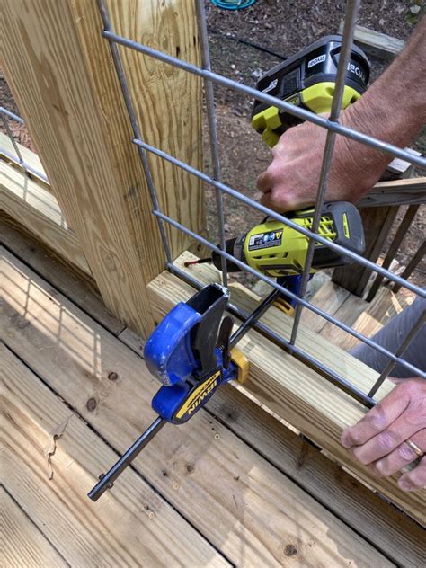 Diy Hog Wire Deck Railing Diy Home Improvement Blog