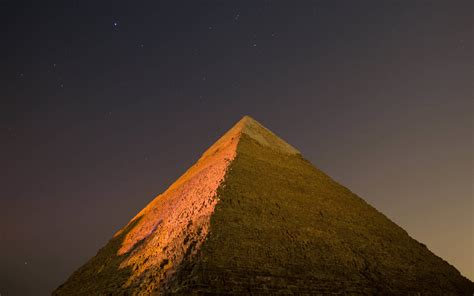 Download Pyramid by Night HD wallpaper for 1920 x 1200 - HDwallpapers.net