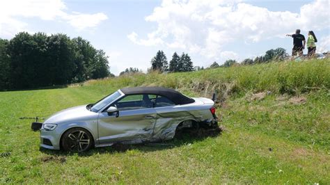 F Nf Verletzte Nach Unfall Auf Der B