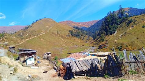 Daily Lifestyle Of Nepali Mountain Village People || Hardworking Nepali ...