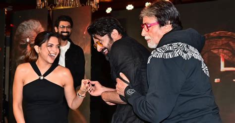 Video Prabhas And Amitabh Bachchans Sweet Gesture Towards Mom To Be