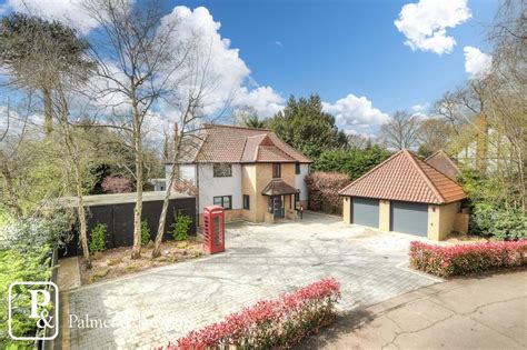 Garthwood Close West Bergholt 5 Bed Detached House For Sale £