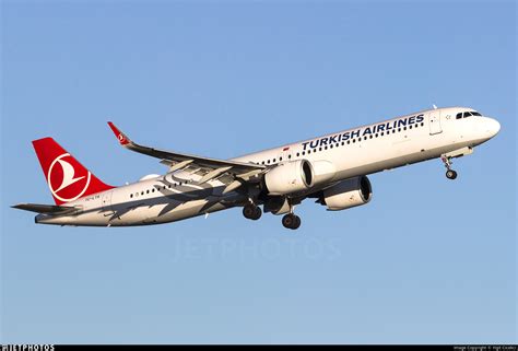 Tc Lta Airbus A Nx Turkish Airlines Yigit Cicekci Jetphotos