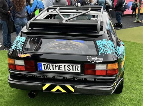 PORSCHE 944 DIRTMEISTERのレビューポルシェ75周年記念ホットウィールとMobil1のコラボアイテム HWF10 Hot Wheels 情報まとめ ホット