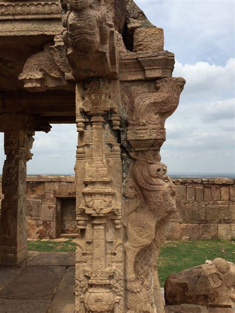 Gandikota Fort and Canyon | A Complete Guide with Lovely Pictures!