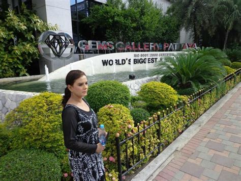 World S Largest Gem Store Review Of Gems Gallery Pattaya Pattaya