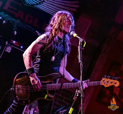 Knac Headbangers Spread Eagle In Houston Photo Gallery