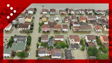 Alluvione In Emilia Romagna Conselice Resta Totalmente Allagata Le