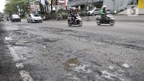 22 Ribu Jalan Rusak Di Jakarta Ditambal Sulam Pemprov Dki Kalau Hujan