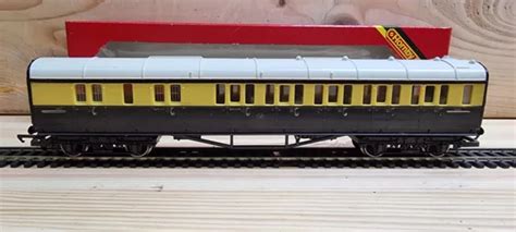 Hornby Oo Gauge R Gwr Composite Coach Chocolate Brown Cream Boxed