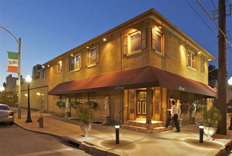 Best Italian Food On The Hill St Louis | Paul Smith