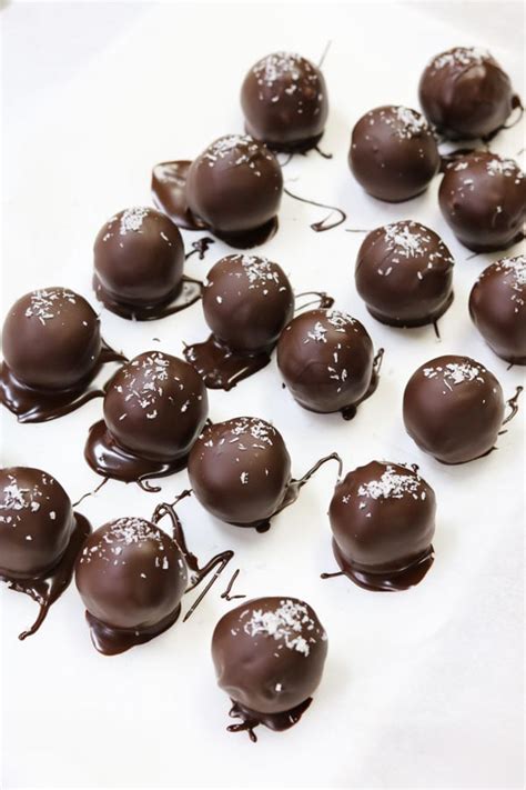 Delicious Chocolate Coconut Balls – No Bake Recipe - Urban Mamaz