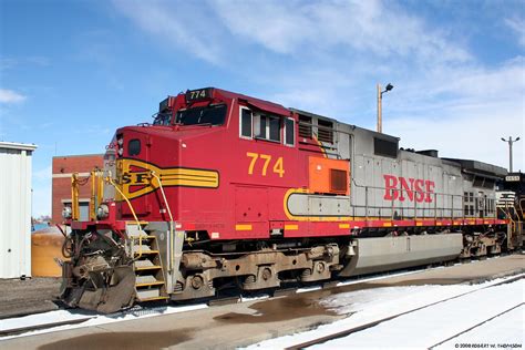 Warbonnet Bnsf Dash Cw In Warbonnet Red Silver Flickr