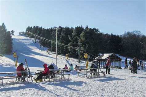 Boyce Park Ski Slopes and Snow Tubing Offer Winter Fun