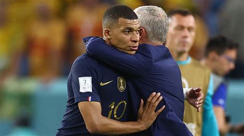 Mbappé Cest SA compétition se réjouit Didier Deschamps après la