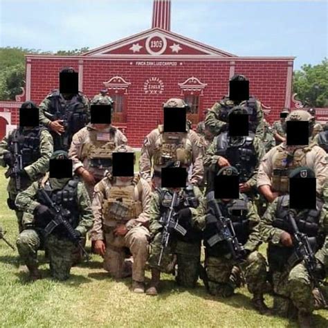 Operadores Del Cuerpo De Fuerzas Especiales Cfe 🇲🇽🦇🔥 Fuerzas Especiales De Mexico La Marina