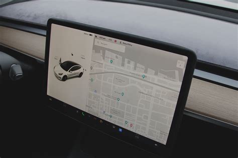 How to Customize Apps on Your Tesla Touchscreen - Tesloid Canada