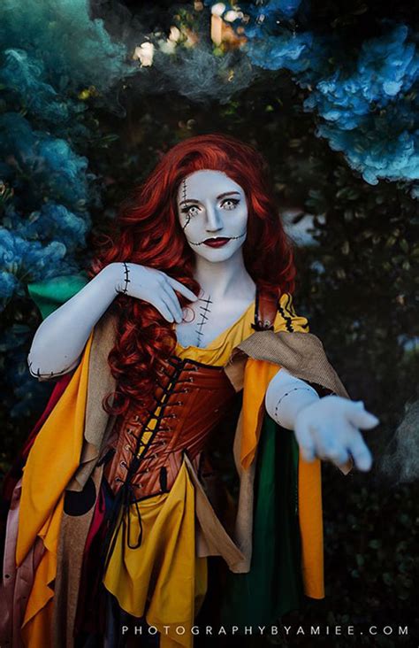 Cosplayer faz ensaio fantástico como Sally de O Estranho Mundo de Jack