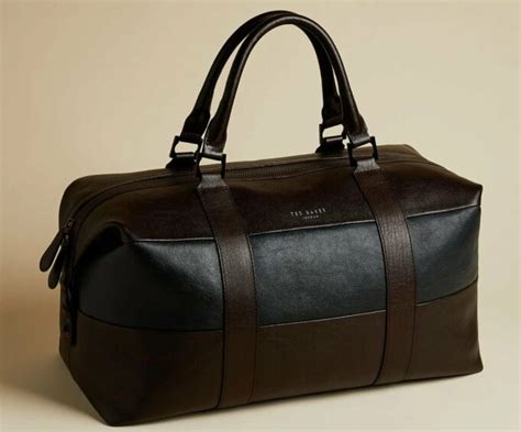 10 Best Leather Weekend Bags / Holdalls for trendy men - FLAVOURMAG