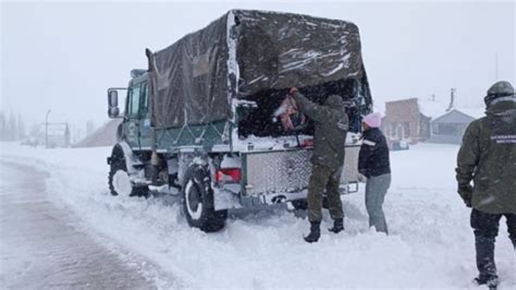 Por Las Intensas Nevadas Evacuaron Habitantes Y Soldados De Alta