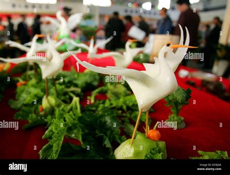 White Radish Carving The fourth Chinese Weixian White Radish Festival is held in Weifang of ...