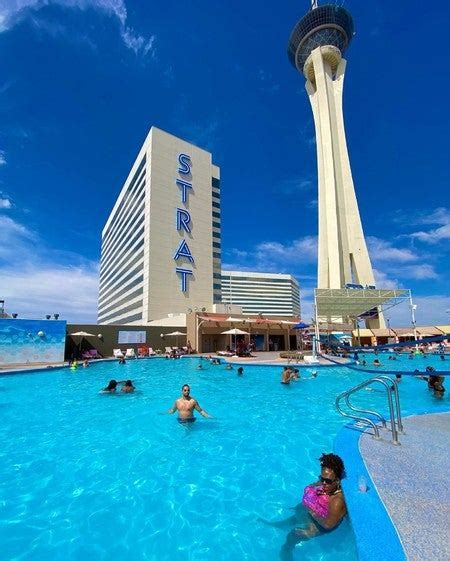 Stratosphere Pool Cabanas