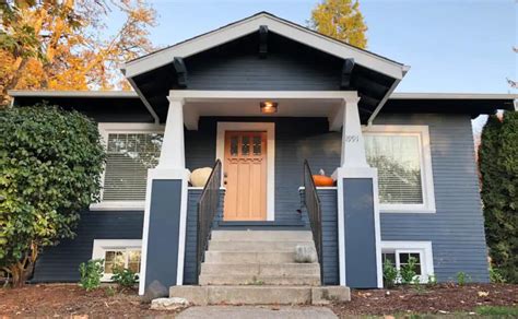 10 Unique, Pet-Friendly Homes in Eugene - Doggy Check In