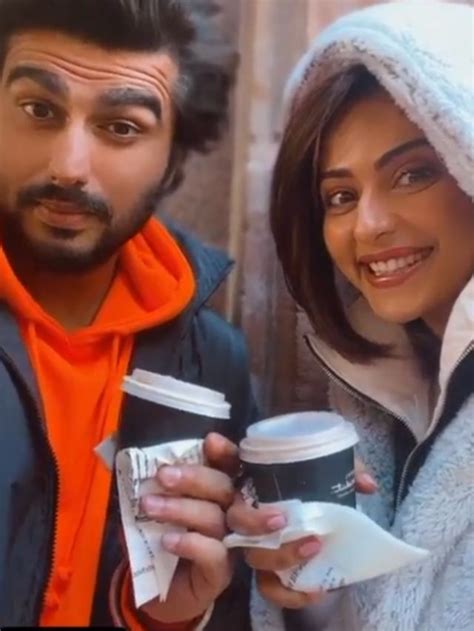 Rakul Preet And Arjun Kapoor Enjoy Hot Chocolate In Scotland