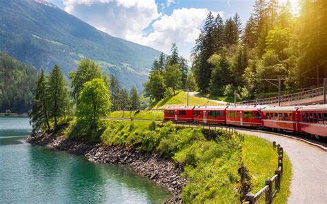 Scenic Trains in Switzerland Accessible With a Swiss Travel Pass