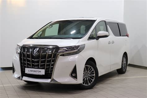 Toyota Alphard Iii At