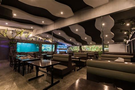 Aquarium Cafe And Lounge In Metro Iloilo Offers A Mouth Watering Filipino