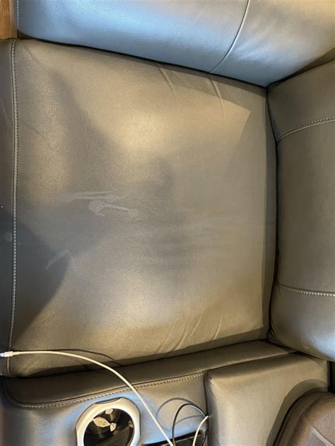 Leather couch stain : r/CleaningTips