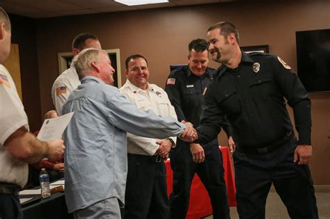 First Responders Bystanders Receive Lifesaving Awards After Saving Man