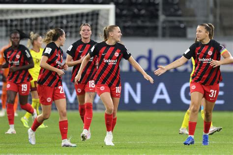 Eintracht Frankfurt Cl Kracher Gegen Barcelona F R Frauen Etwas Ganz