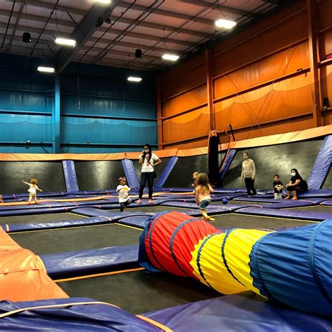 Sky Zone Trampoline Park - gravityextremezone.com