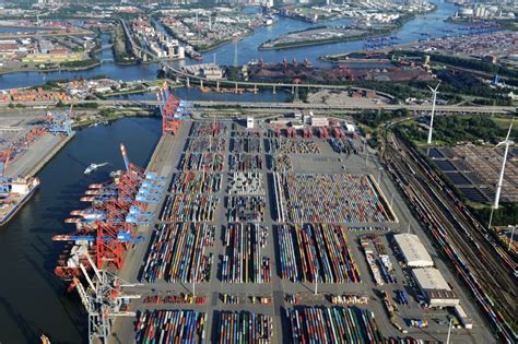 Hamburg Von Oben Hhla Container Terminal Tollerort Am Hamburger Hafen