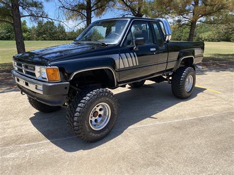 1987 Toyota Pickup Available For Auction 24679767