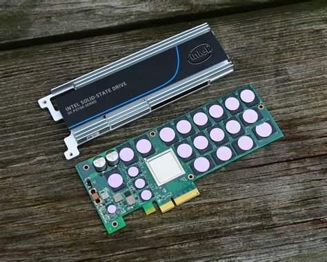 Intel Ssd Dc P Review Gb Nvme For Enterpriseand Enthusiasts