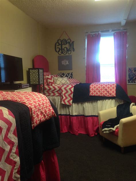 Ole Miss Stewart Hall Dorm Pinterest Dorm Dorm Room And College