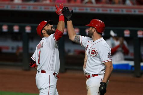 Eugenio Suárez Homers Surging Reds Beat Brewers 6 3 Ap Start Milwaukee