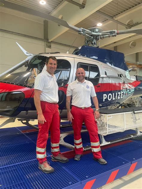 Zusammenarbeit Mit Hubschrauber Sbg Owr At