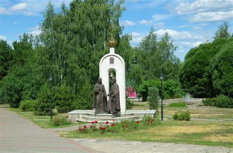 Dmitrov región de Moscú Rusia 24 de junio de 2019 Monumento al