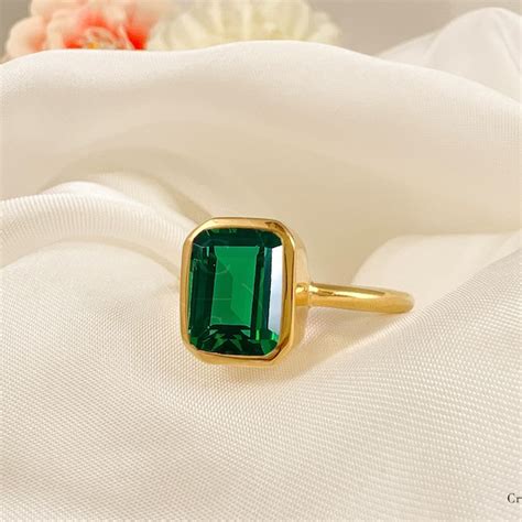 Emerald Green Ring - Etsy